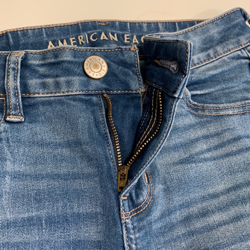 American Eagle High-rise jeans - Picture 2 of 4